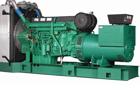 建平发电机除垢后需要用清水冲洗水冷式机油散热器几次？